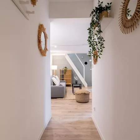 Hypercentre / Gares - Duplex Apartment Lille